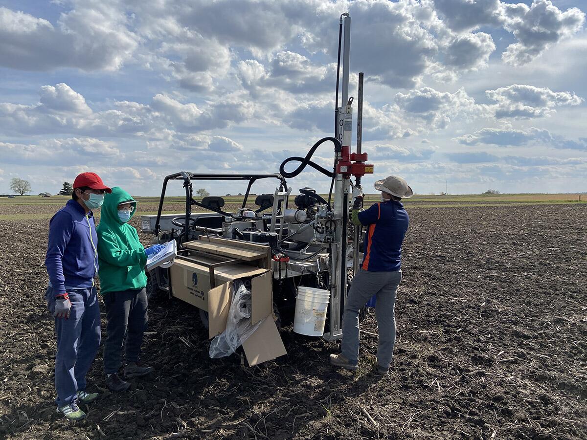 Hyperspectral sensing and AI pave new path for monitoring soil carbon