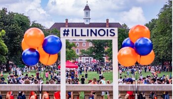 Picture of students on Quad.