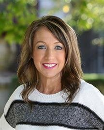 Christy Murray Professional Headshot