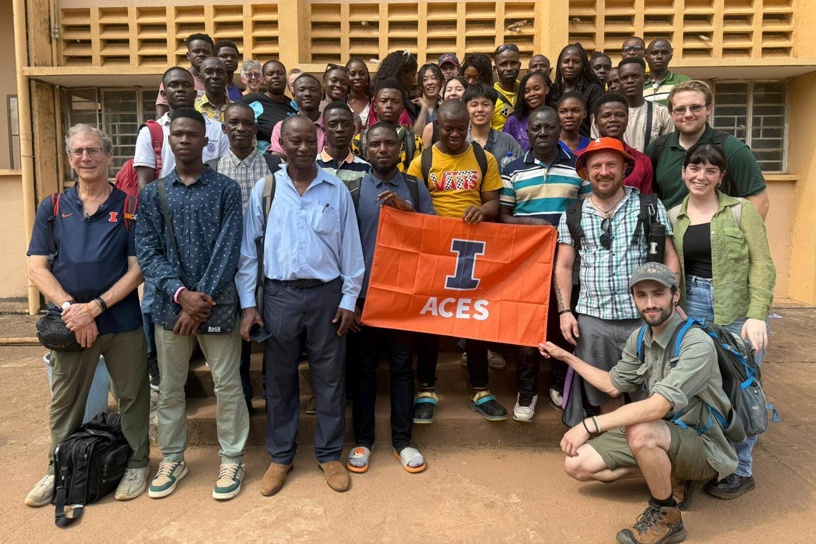 Illinois and Njala students and faculty who participated in trainings and field work.