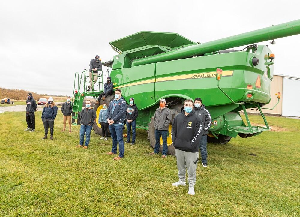 John Deere donates combine to support career-focused student experiences 