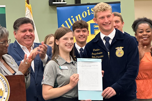 Governor Pritzker at HB 3814 signing with 4-H and FFA representatives