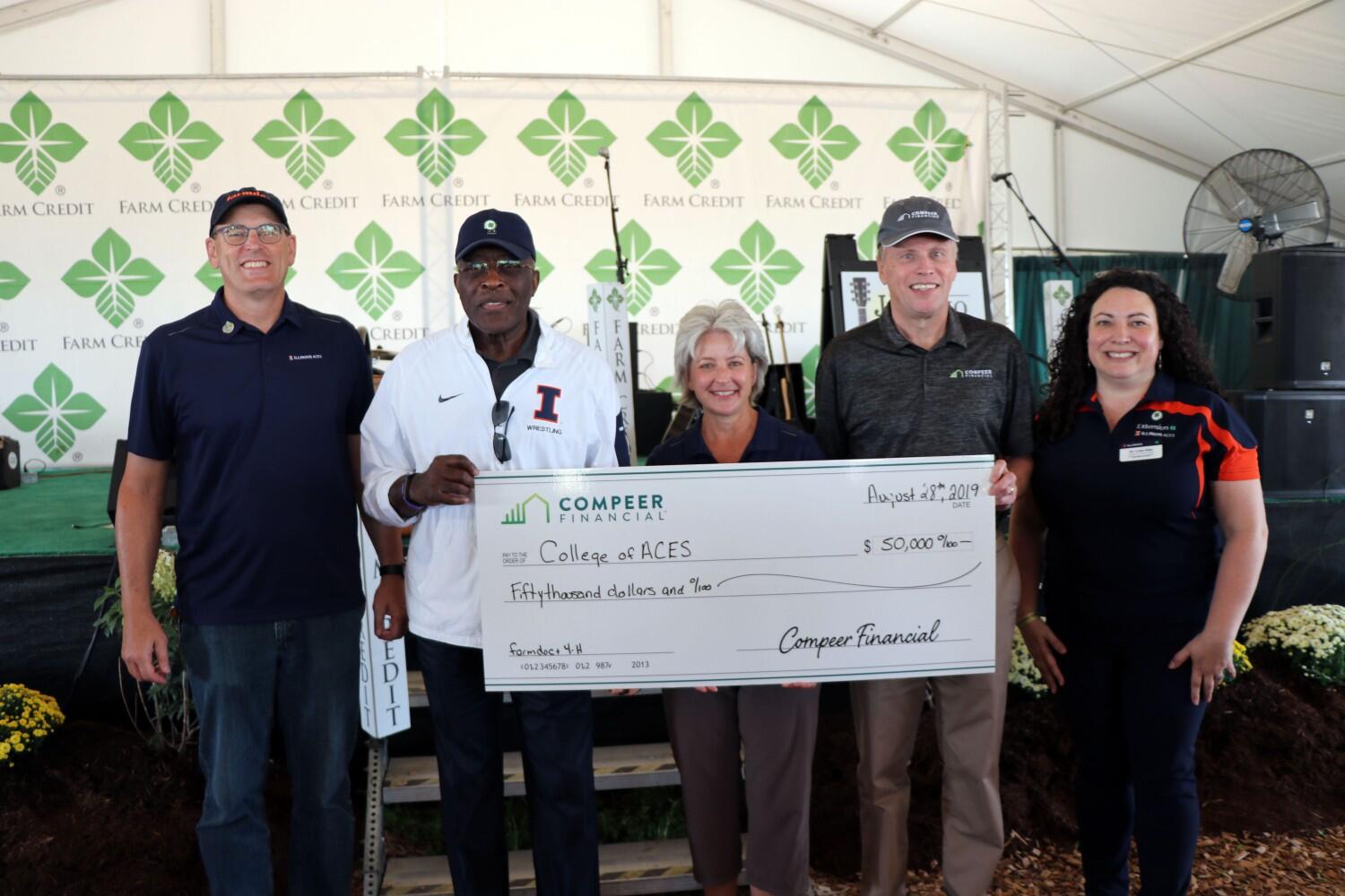 Compeer Financial investment in College of ACES supports farmdoc, 4-H