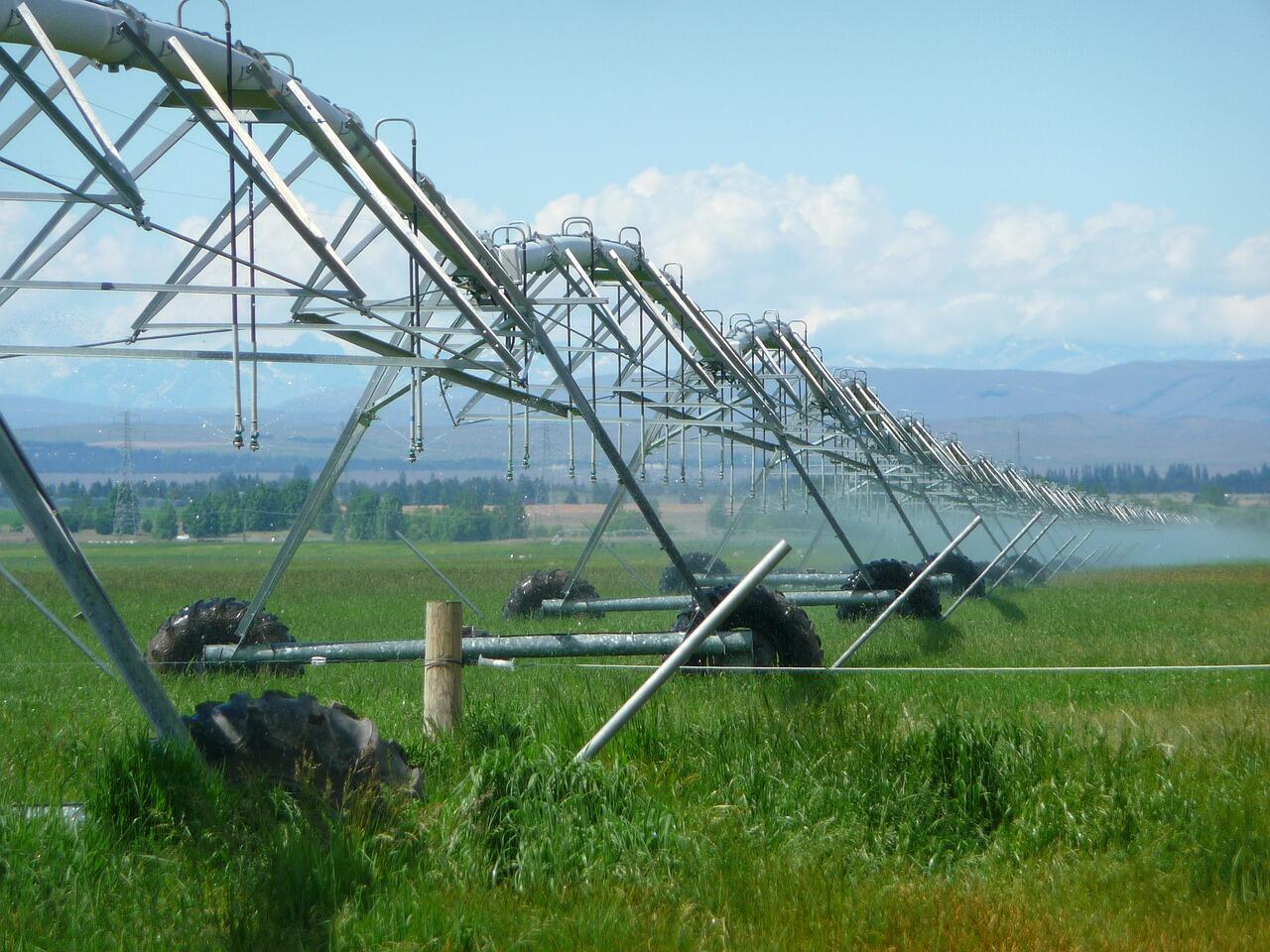 U.S. agricultural water use declining for most crops and livestock production 