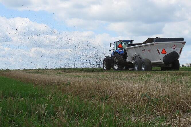 manure spreading 